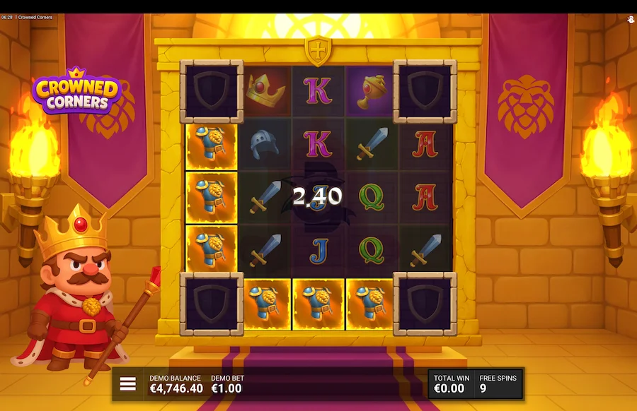 Gameplay Crowned Corners